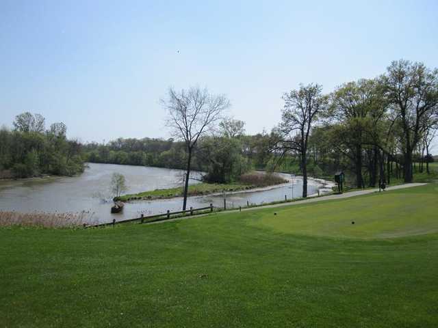 South at Thunderbird Hills Golf Course in Huron